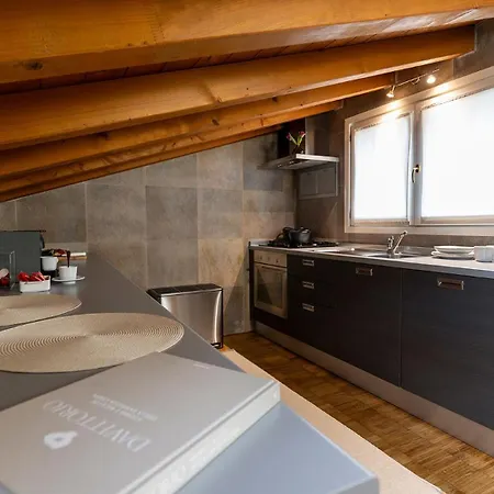 Apartment Magic Place Bergamo! Relax With Terrace In The Heart Of The