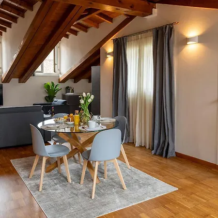 Apartment Magic Place Bergamo! Relax With Terrace In The Heart Of The