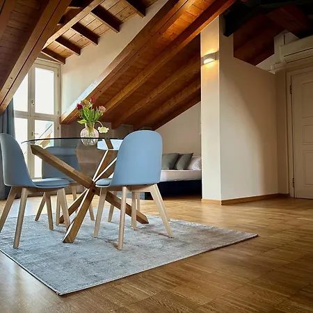 아파트 Magic Place Bergamo! Relax With Terrace In The Heart Of The 베르가모